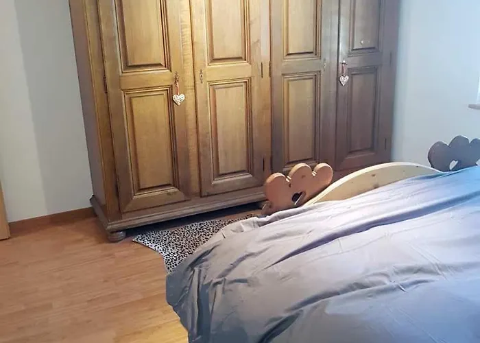 Stunning Gstaad With Mountain Views Lauenen