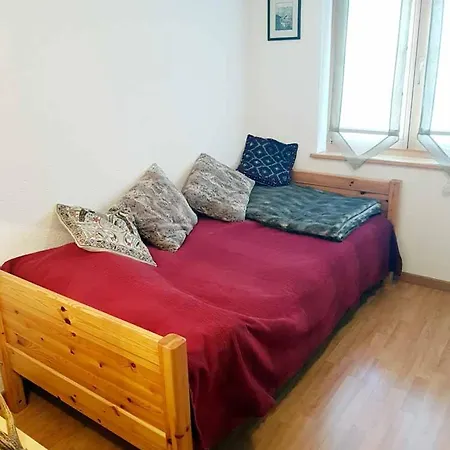 Stunning Gstaad With Mountain Views Appartamento *