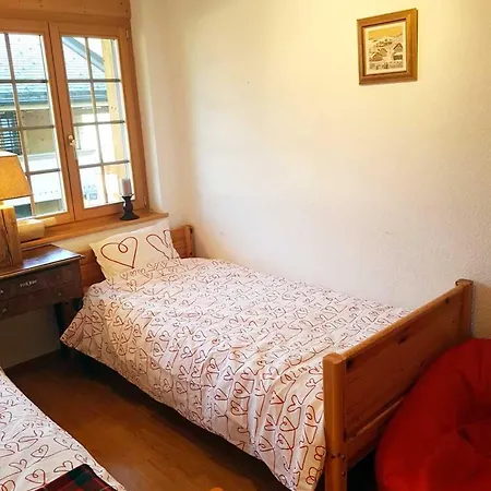 Stunning Gstaad With Mountain Views Appartamento *