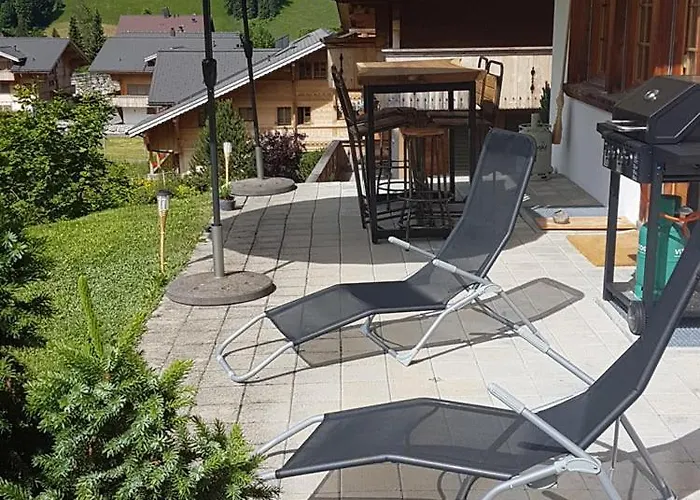 Stunning Gstaad With Mountain Views דירה *